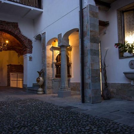 Mansarde & Suite Maison 1706 Lago Orta Borgomanero Luaran gambar