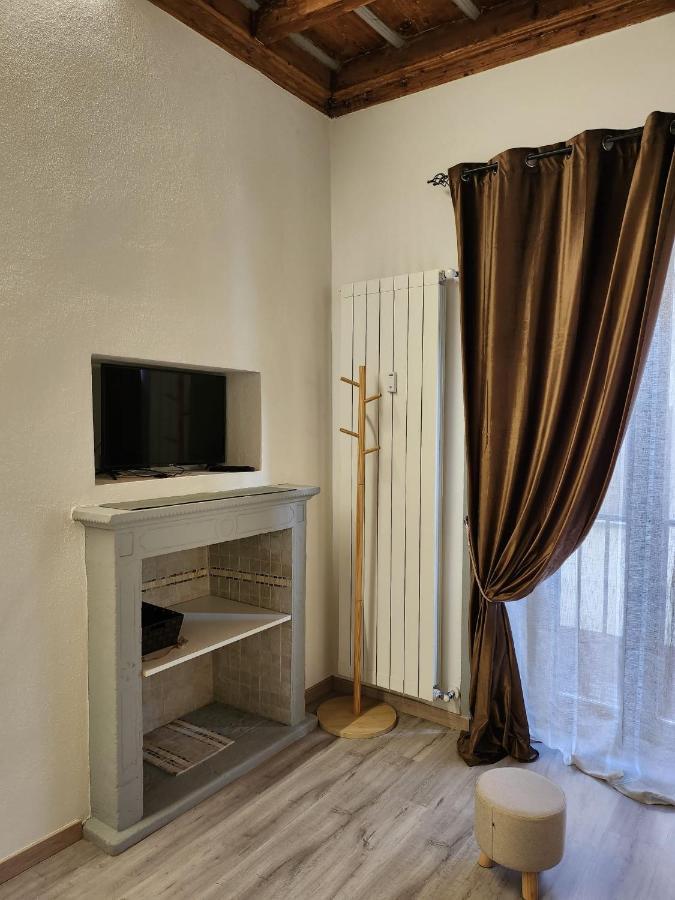Mansarde & Suite Maison 1706 Lago Orta Borgomanero Luaran gambar