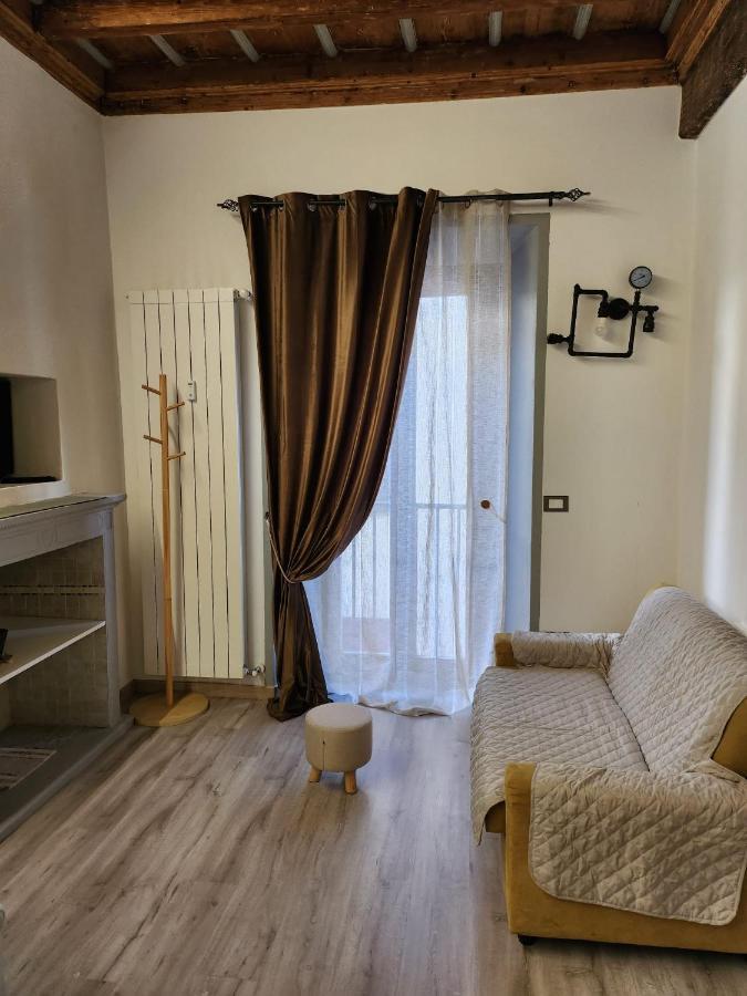 Mansarde & Suite Maison 1706 Lago Orta Borgomanero Luaran gambar