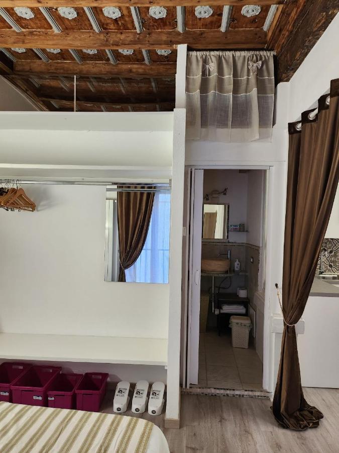 Mansarde & Suite Maison 1706 Lago Orta Borgomanero Luaran gambar