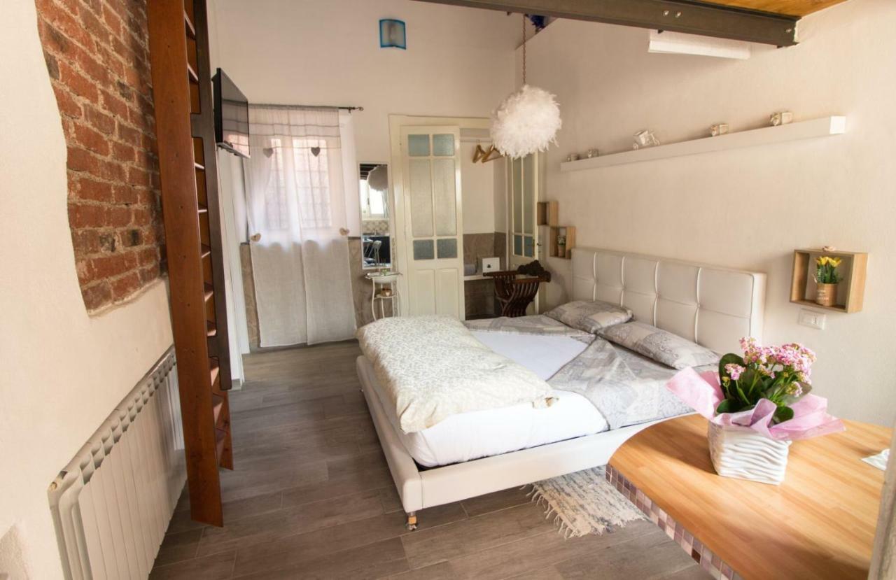 Mansarde & Suite Maison 1706 Lago Orta Borgomanero Luaran gambar