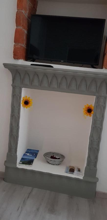Mansarde & Suite Maison 1706 Lago Orta Borgomanero Luaran gambar